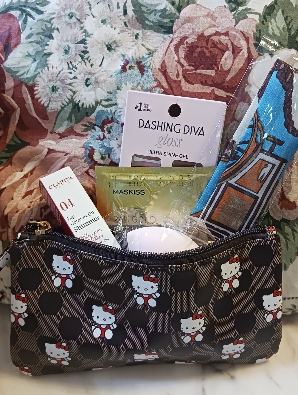 NWT Hello Kitty Makeup Bag Bundle, 6 Cosmetics New In Packaging, Retail $25